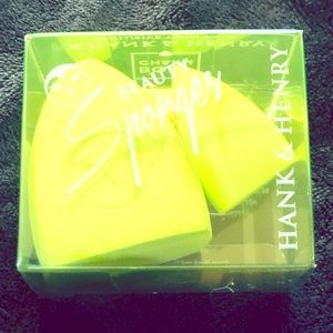 Hank & Henry Beauty Makeup Sponges Bundle